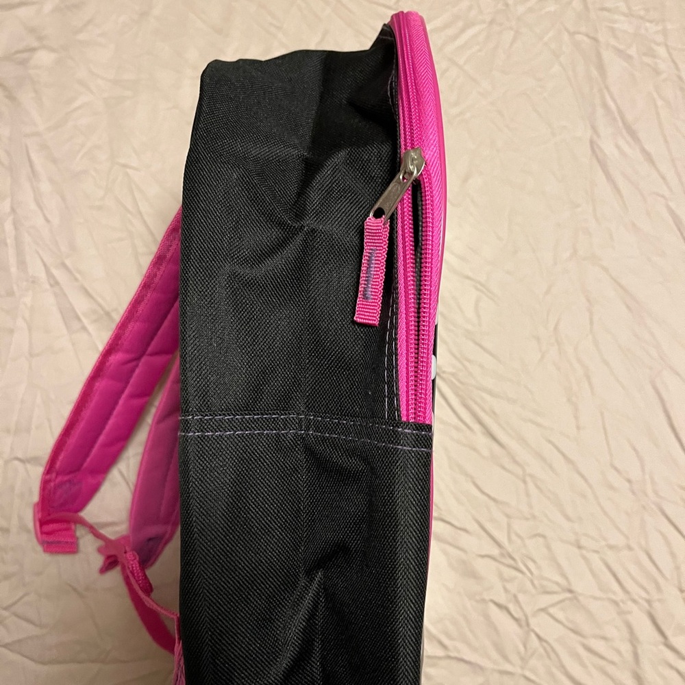 Hello Kitty Backpack 💕 - Picture 5 of 6